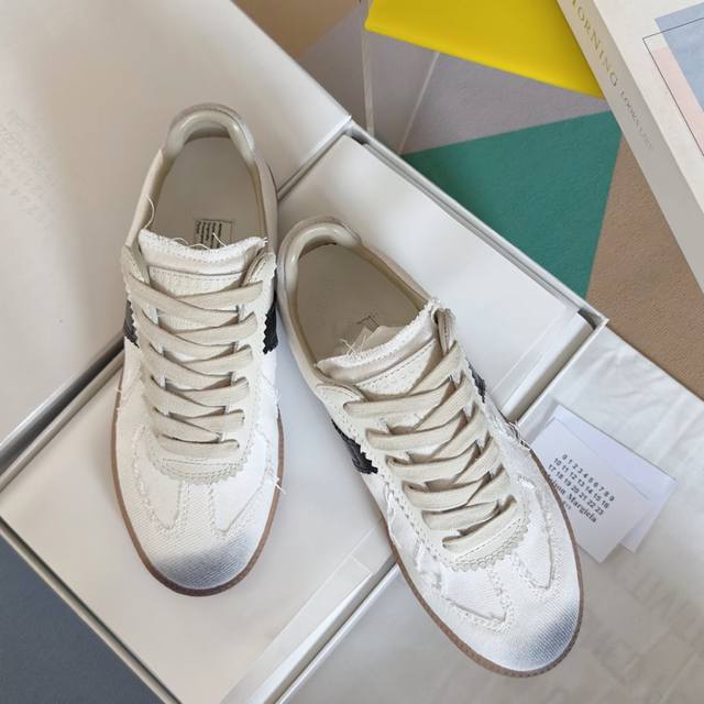 Top-Tier Version: Couple's Edition Maisonmargiela Mm6 Margiela Couple's Edition