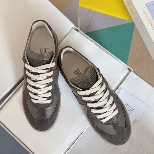 Top-Tier Version: Couple's Edition Maisonmargiela Mm6 Margiela Couple's Edition