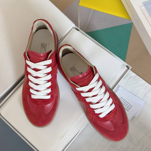 Top-Tier Version: Couple's Edition Maisonmargiela Mm6 Margiela Couple's Edition