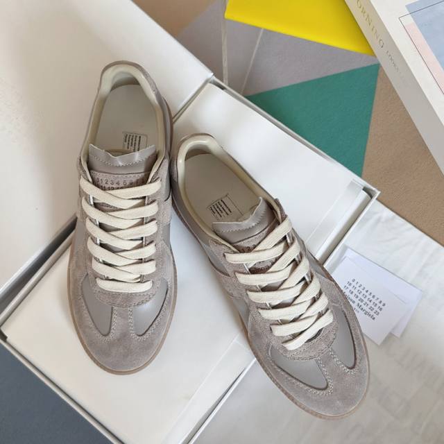 Top-Tier Version: Couple's Edition Maisonmargiela Mm6 Margiela Couple's Edition