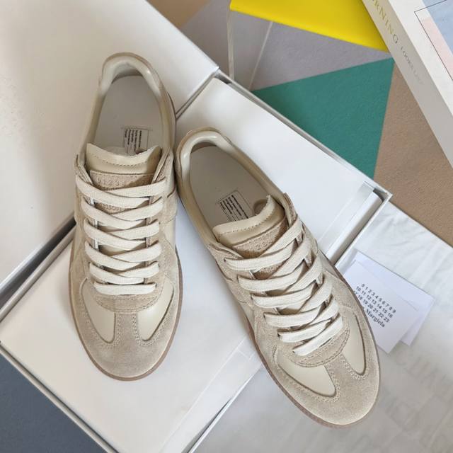 Top-Tier Version: Couple's Edition Maisonmargiela Mm6 Margiela Couple's Edition