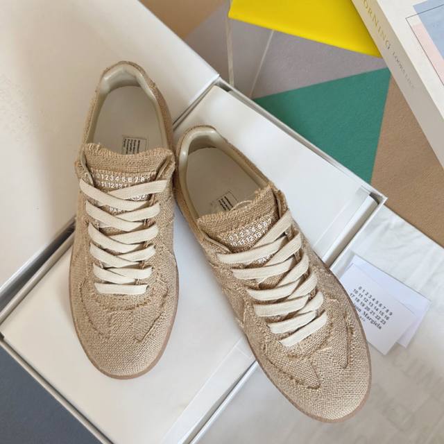 Top-Tier Version: Couple's Edition Maisonmargiela Mm6 Margiela Couple's Edition