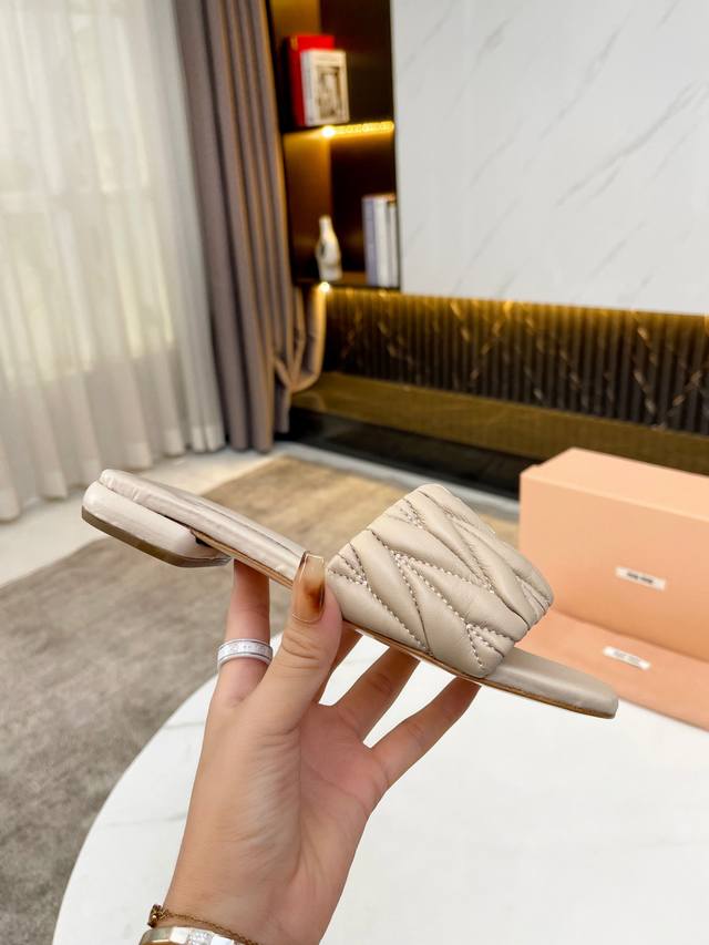 Factory Direct Miu Ss25 New Arrival~ Miu Summer Genuine Leather Sole Slippers -