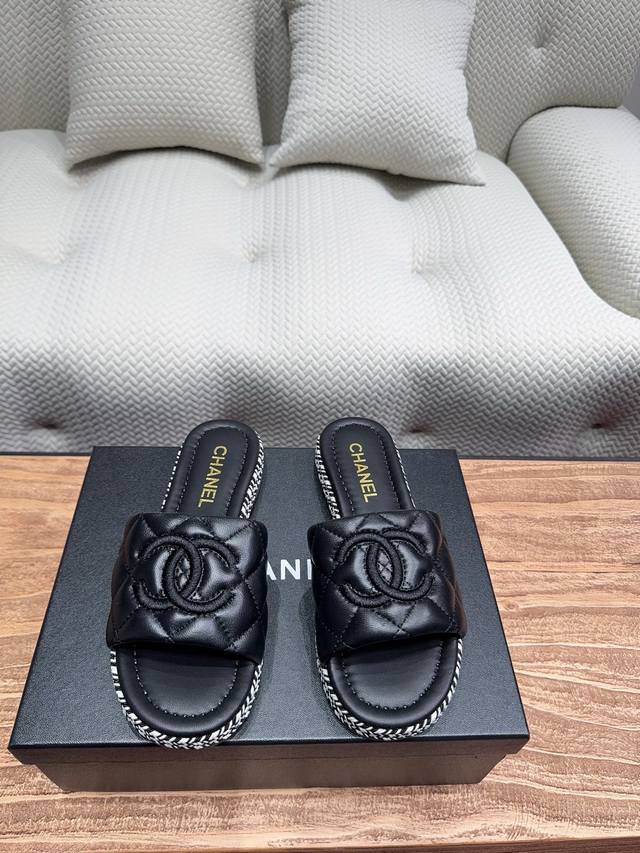 Chane* | Classic Chanel-Inspired Fashion For Spring And Summer. Double C-Shaped