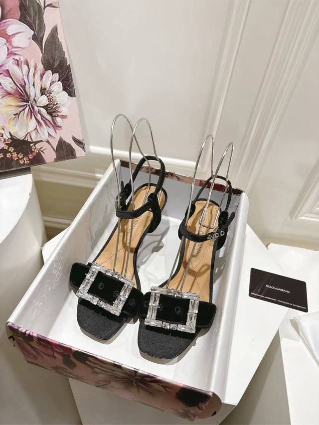 New Arrival 35-42 Sizes Genuine Leather Outsole, Original Imported Fabric, Sheep