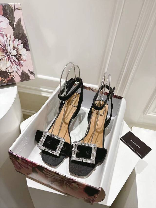 New Arrival 35-42 Sizes Genuine Leather Outsole, Original Imported Fabric, Sheep