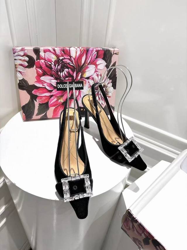 New Arrival 35-42 Sizes, Genuine Leather Outsole, Small Square Toe, Velvet Fabri
