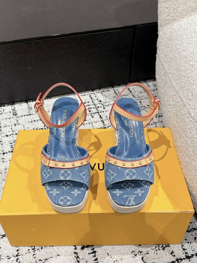 Takashi Murakami X Louis Vuitton 25 Helios Leather Round-Toe Wedge Sandal With S
