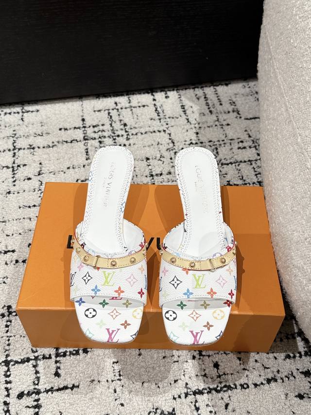 Louisvuitton 2023 Spring/Summer New Arrival Black And White Three-Color Cat Heel