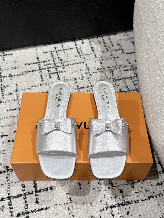 Louisvuitton 2023 Spring/Summer New Arrival Black And White Three-Color Cat-Heel