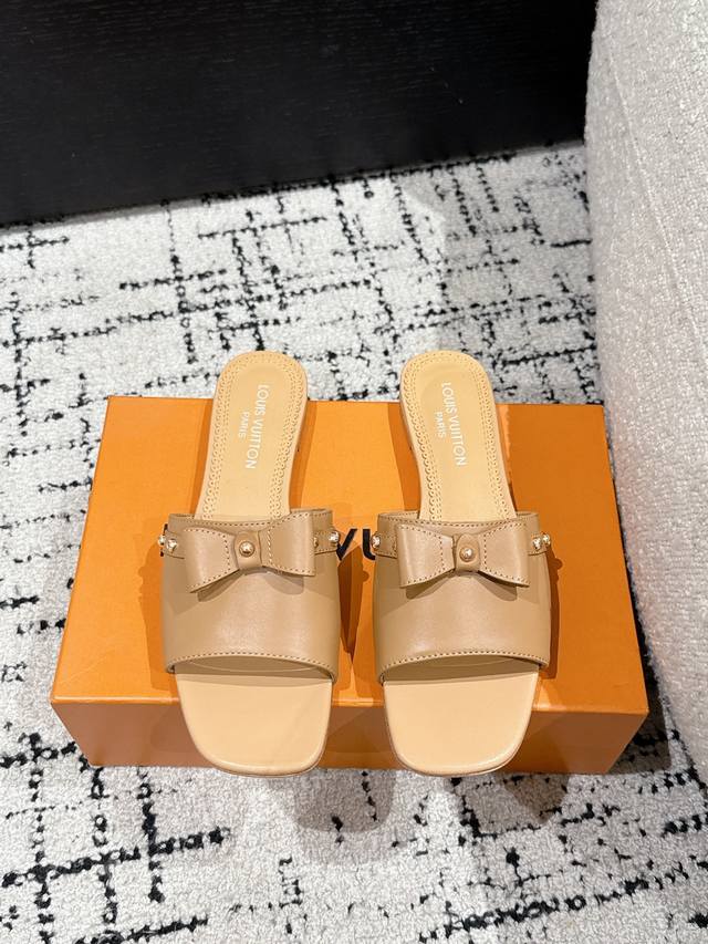 Louisvuitton 2023 Spring/Summer New Arrival Black And White Three-Color Cat-Heel