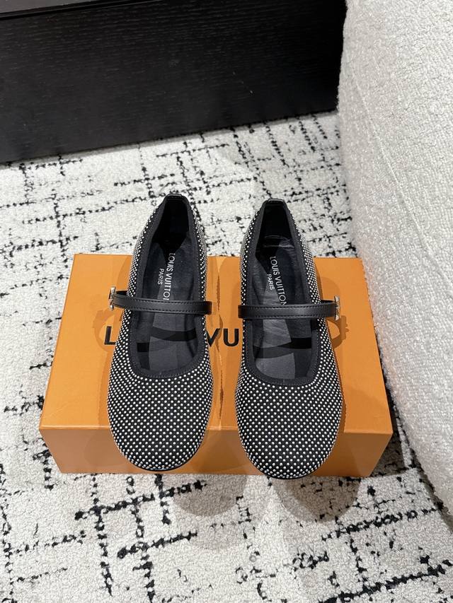 Top-Tier Version Louis Vuitton Lv 25 Spring/Summer Latest Mary Jane Pumps Simple