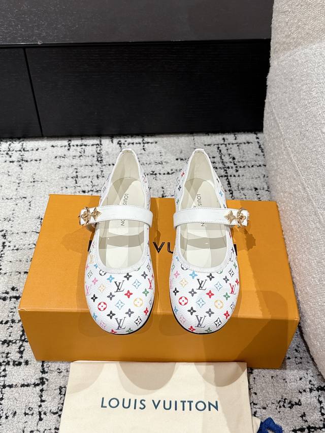 Top-Tier Version Louis Vuitton Lv 25 Spring/Summer Latest Mary Jane Pumps Simple