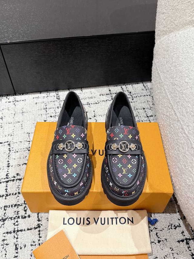 Top-Tier Version Louis Vuitton 25 Spring Printed Thick-Soled Loafer Lv This Wide