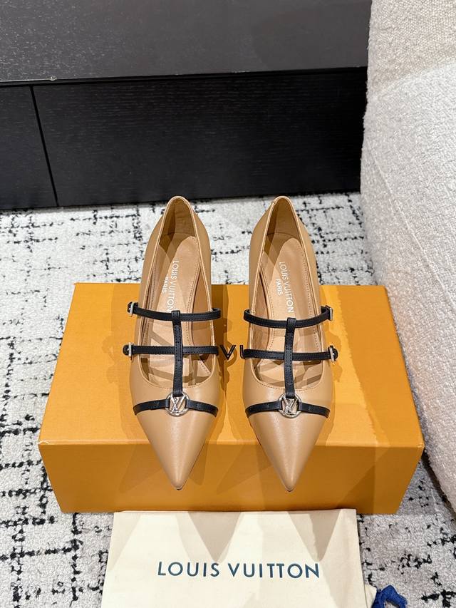 Top-Tier Version Louis Vuitton 25 Spring/Summer Pointed-Toe High Heels Eagle-Bea