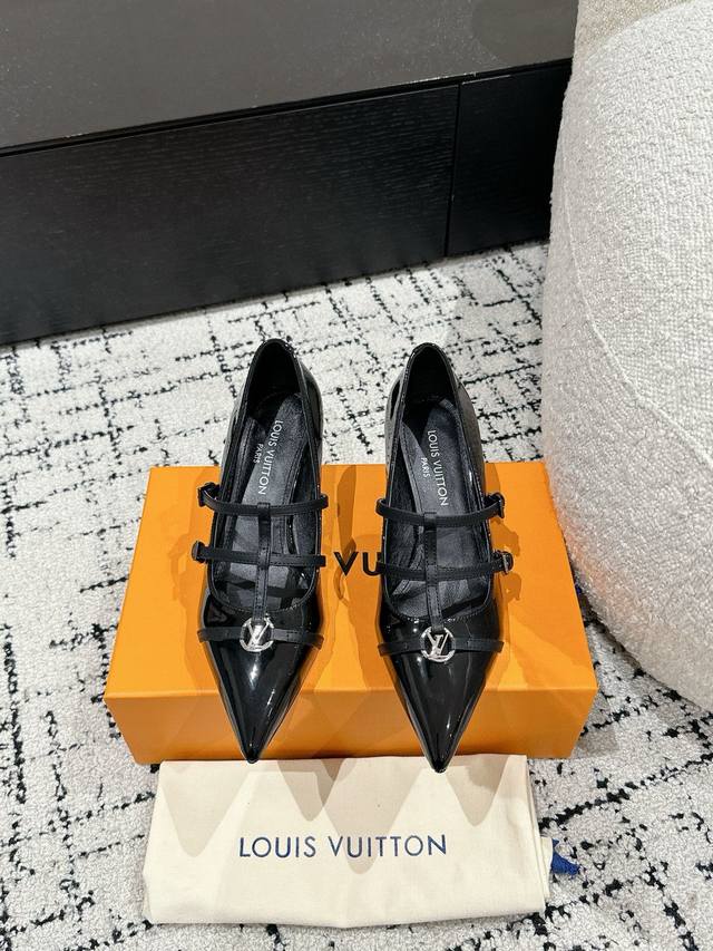 Top-Tier Version Louis Vuitton 25 Spring/Summer Pointed-Toe High Heels Eagle-Bea