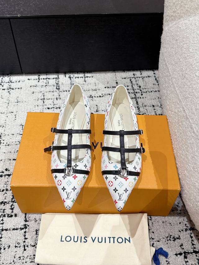 Top-Tier Version Louis Vuitton 25 Spring/Summer Pointed-Toe High Heels Eagle-Bea