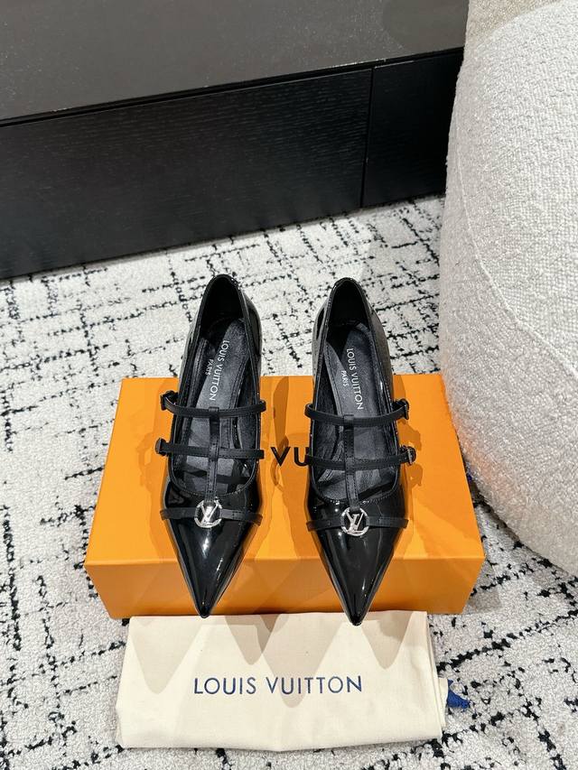 Top-Tier Version Louis Vuitton 25 Spring/Summer Pointed-Toe High Heels Eagle-Bea