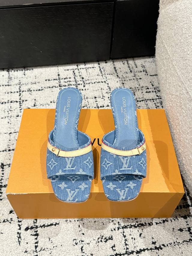 Takashi Murakami X Louis Vuitton 25 6Am Square-Toe Open-Toe Sandal It's Hard Not