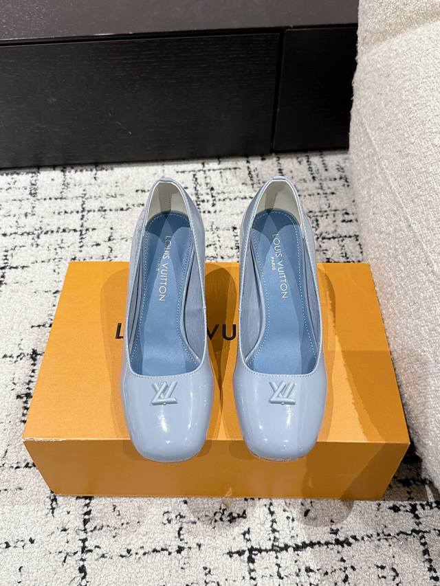 Louis Vuitton 25 Swing Latest Chunky Heel Mary Jane Sandals Simple And Elegant,