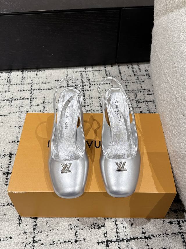 Louis Vuitton 25 Swing Latest Chunky Heel Mary Jane Sandals Simple And Elegant,