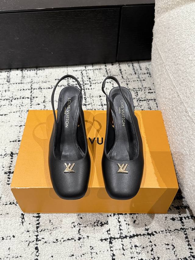 Louis Vuitton 25 Swing Latest Chunky Heel Mary Jane Sandals Simple And Elegant,