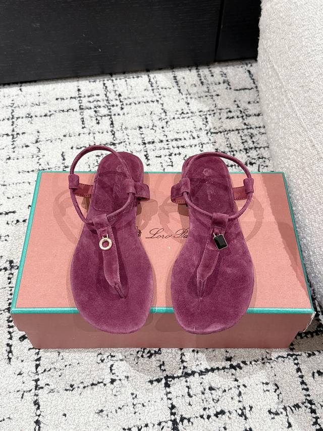 Top-Tier Version, Premium Quality Loro Piana L New British-Style Thong Sandals,