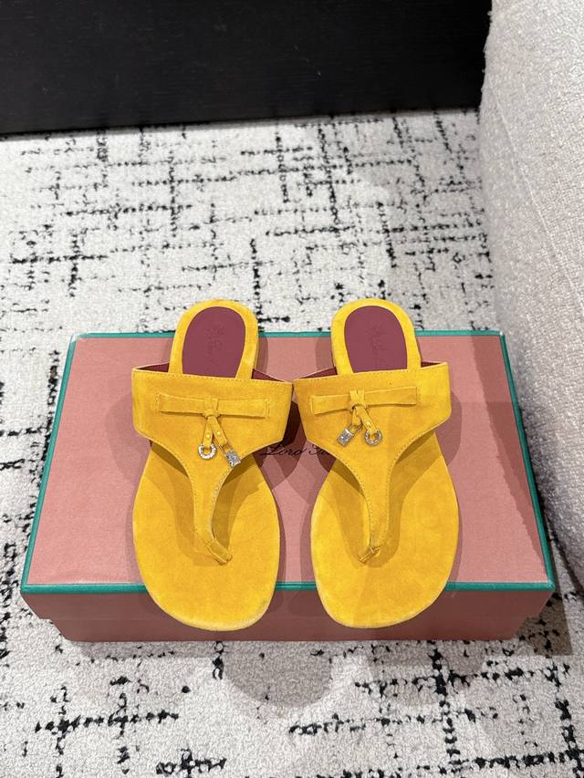 Top-Tier Version, Premium Quality Loro Piana L New British-Style Thong Sandals,