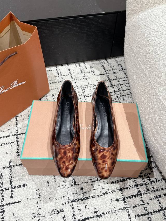 Loro Piana L Flat Ballet Shoes Lp Women's Ballet Shoes This Rebecca Ballet Flat