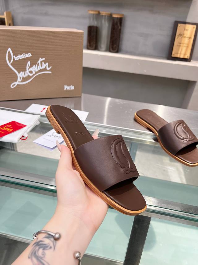 Christianlouboutin Road Platinum Cl Red Sole Shoes