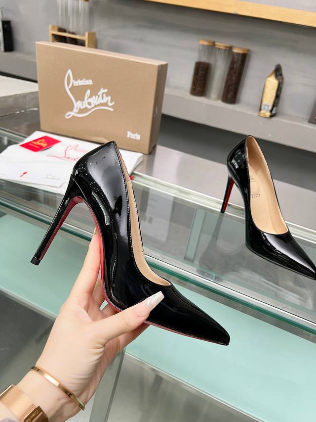 Christianlouboutin Road Platinum Cl Red Sole Shoes