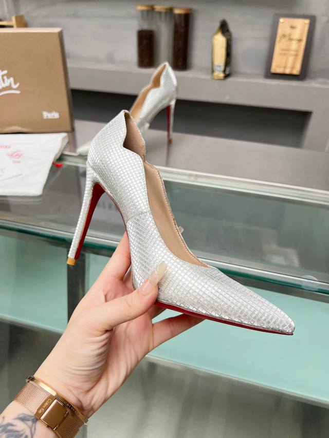 Christianlouboutin Road Platinum Cl Red Sole Shoes