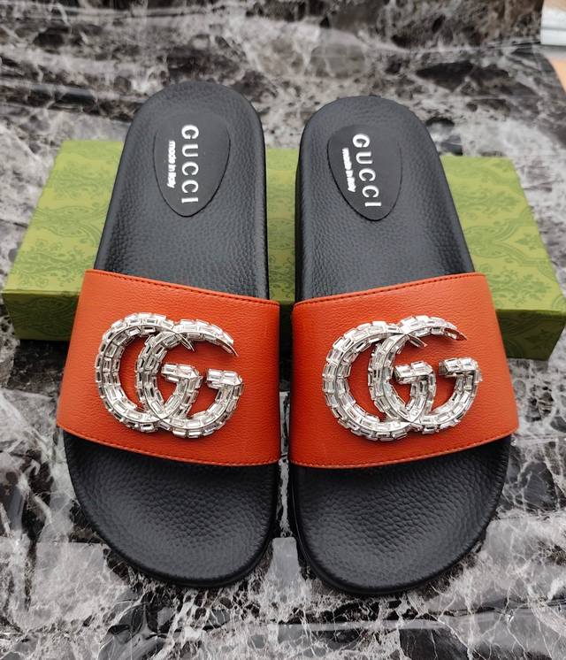 Available Year-Round, Price, Unisex, Couple's Style Gucci Slippers, A Stunning D