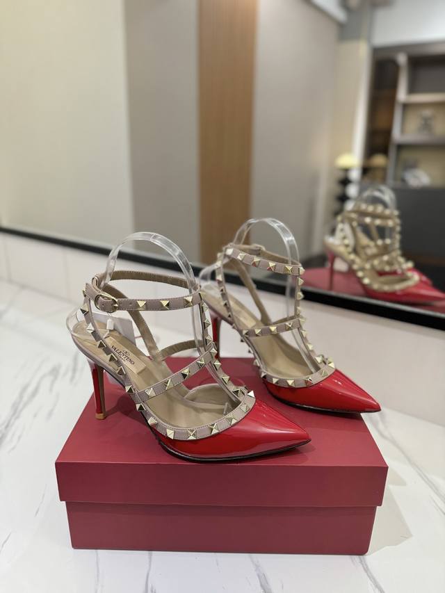 Factory Price: Valentino Valentino Studded Vt Classic Ankle-Wrapping Studded San