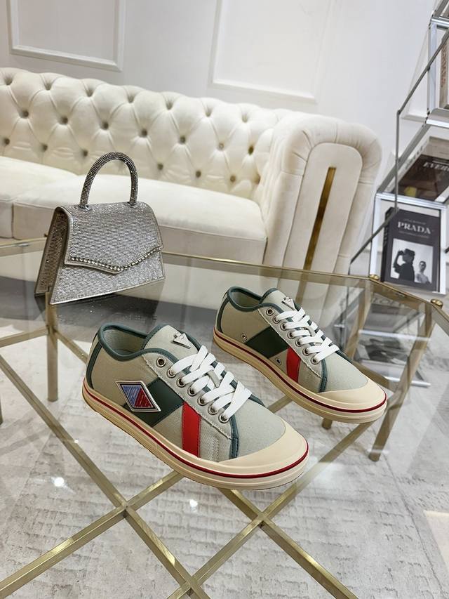 Men's +10 Botte Vene Bv25Ss New Retro Eliot Sneakers Launch And Immediately Beco