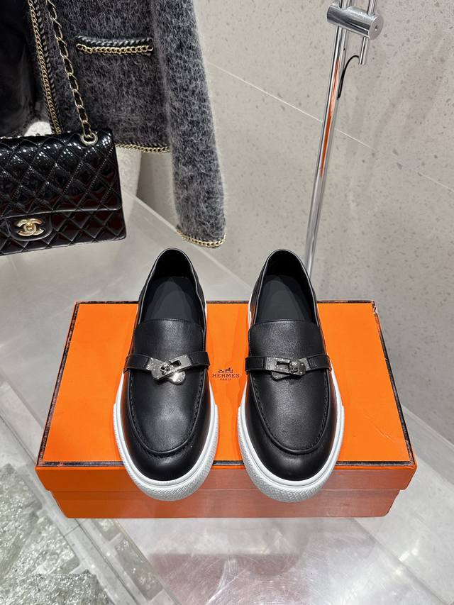 Premium-Grade Couple's Set Men's Size 10 Hermes Kelly Buckle Thick-Soled Loafer