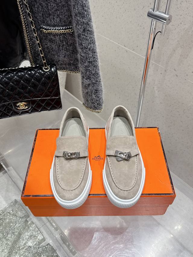Premium-Grade Couple's Set Men's Size 10 Hermes Kelly Buckle Thick-Soled Loafer