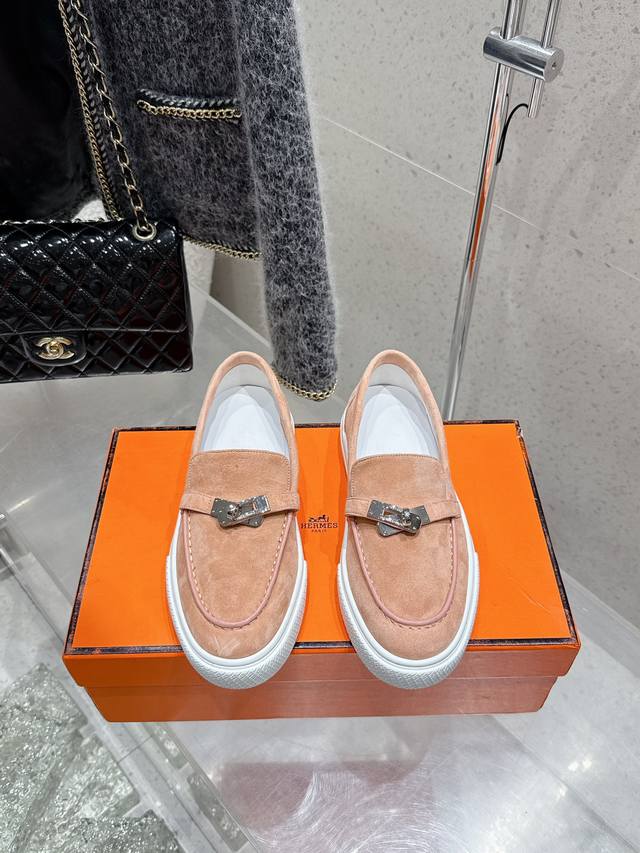 Premium-Grade Couple's Set Men's Size 10 Hermes Kelly Buckle Thick-Soled Loafer