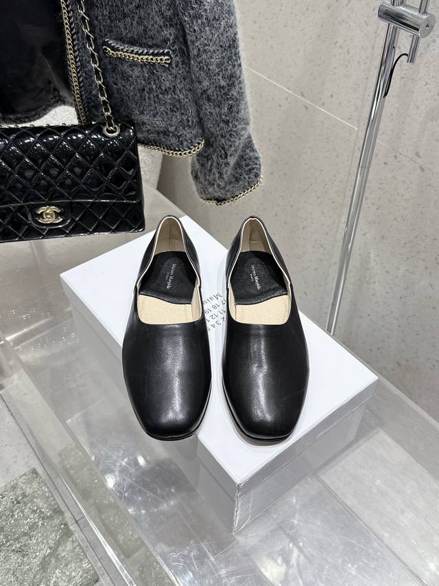 Maisom Margiela Mm6 Margiela Classic Single Shoes This Ultra-Popular Item Is A M