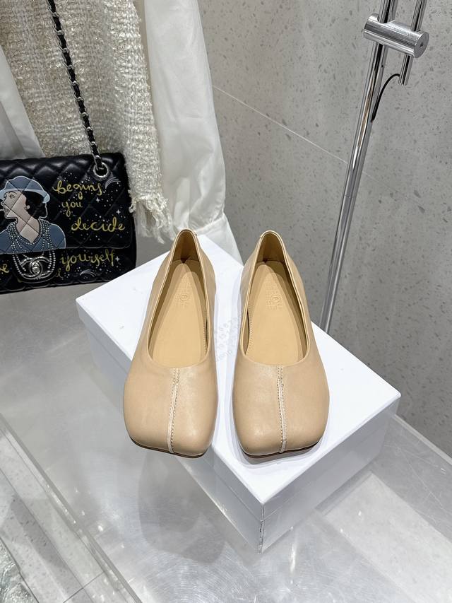Maisom Margiela Mm6 Margiela Classic Loafers This Highly Sought-After Item Is A