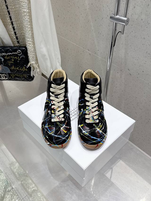 Couple's Edition Graffiti Style Men's Size 10 Maisonmargiela Mm6 Margiela High-T
