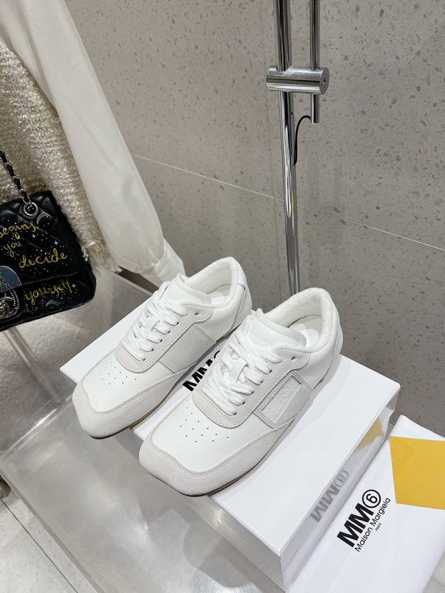Mm6 Casual Training Shoes, Unisex Style, Cute Slanted Toe These Shoes Are So Com