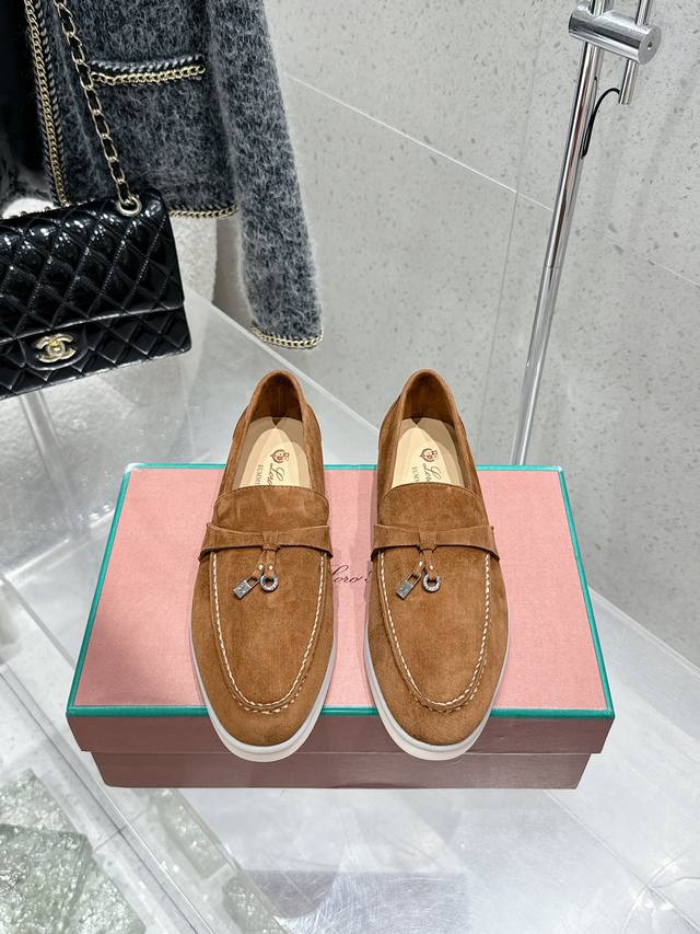 Men's 10 Classic Half-Slip Loafer Top-Tier Upgrade Edition. This Year's Lp Intro
