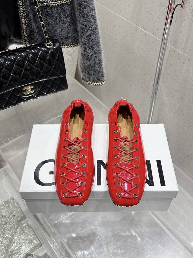 Premium-Quality Ganni 25Ss Spring/Summer Runway-Inspired Single-Sole Shoes. A Pa