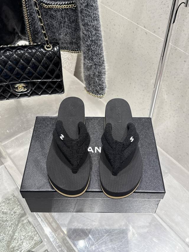 Chanel Chanel 25Ss Summer New Arrival Thong Sandals Beach Essentials Chanel 2025