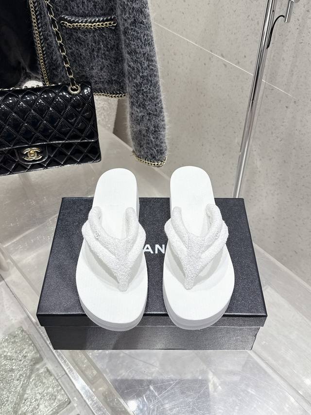 Chanel Chanel 25Ss Summer New Arrival Thong Sandals Beach Essentials Chanel 2025