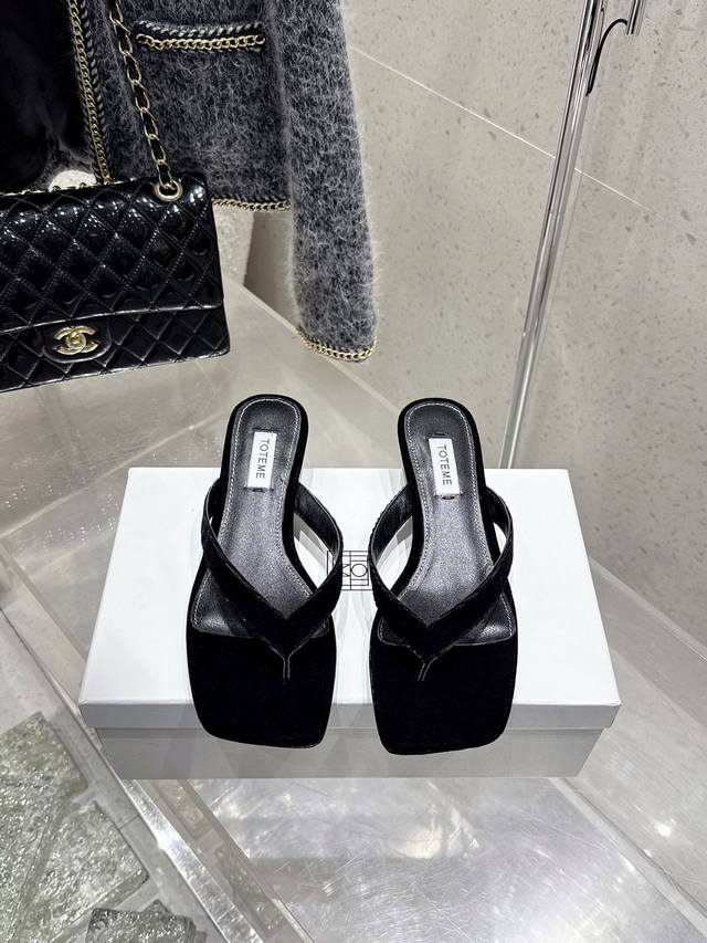 Top Edition Toteme 2025Ss New Toe-Post Sandals Elevating Beauty To New Heights: