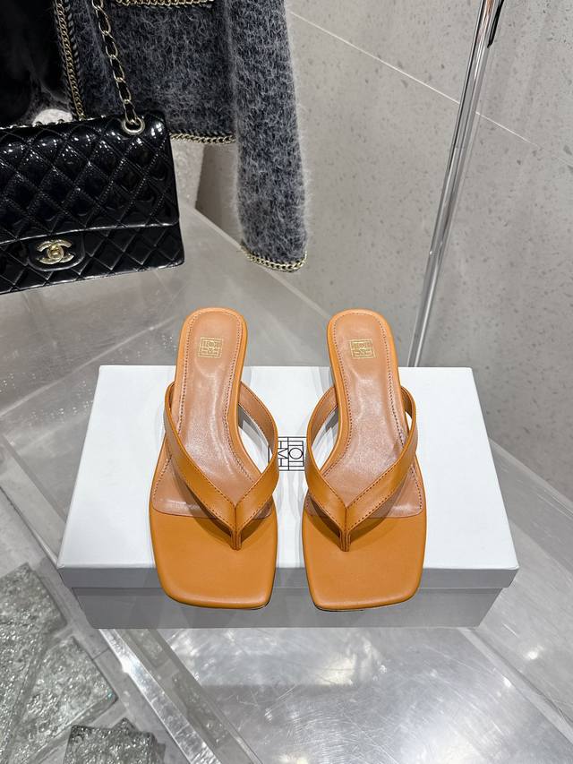 Top Edition Toteme 2025Ss New Toe-Post Sandals Elevating Beauty To New Heights: