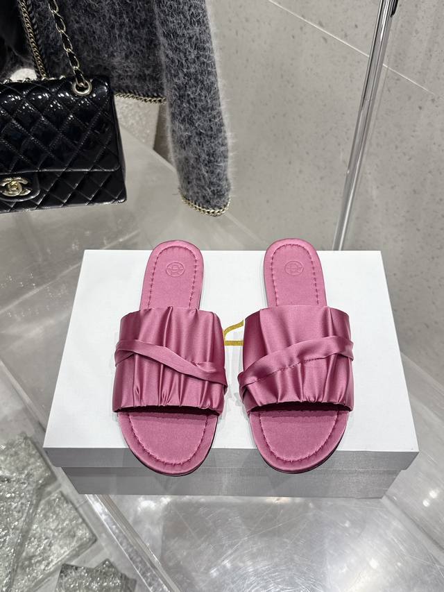 Top-Tier Edition Therow 2025Ss Minimalist Slippers So Minimalist And Fashionable