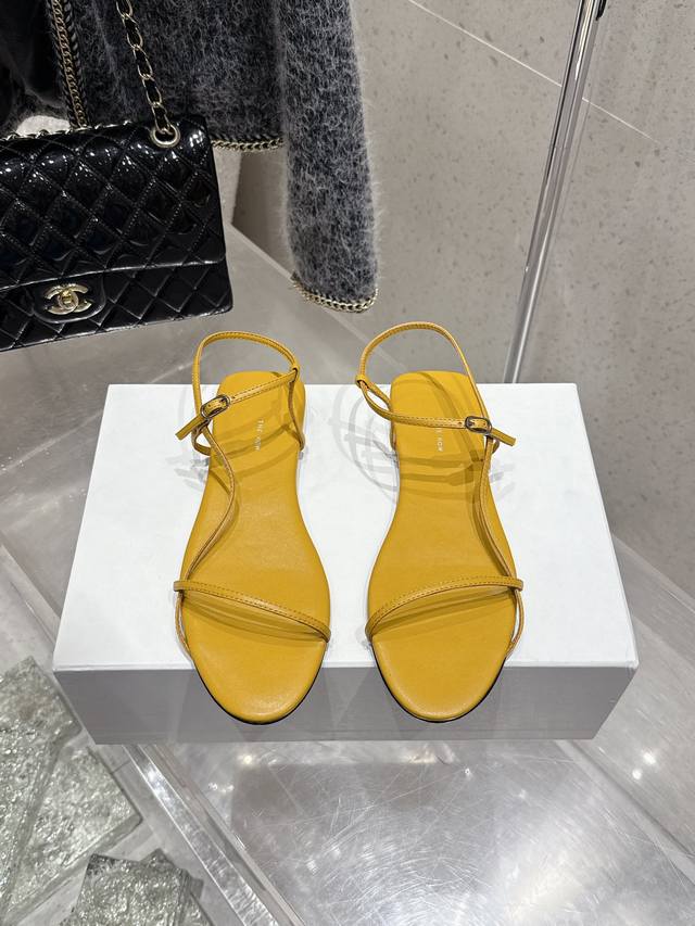 Top-Tier Edition Therow 2025Ss Minimalist Sandals So Minimalist And Trendy! No U